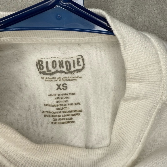 Blondie Graphic Sweatshirt - Picture 4 of 4